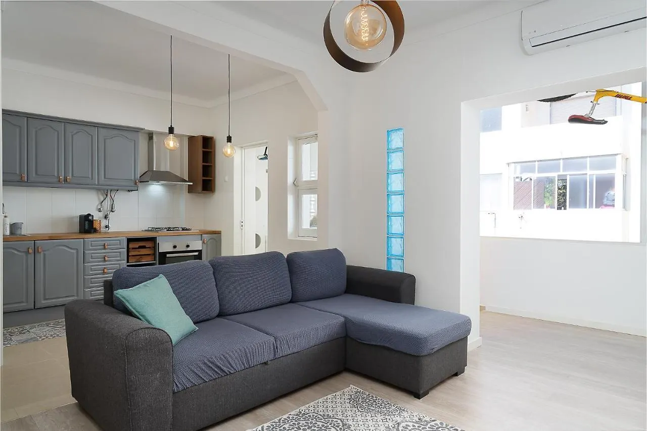 B-Spot Apartment By Lovelystay Portimao
